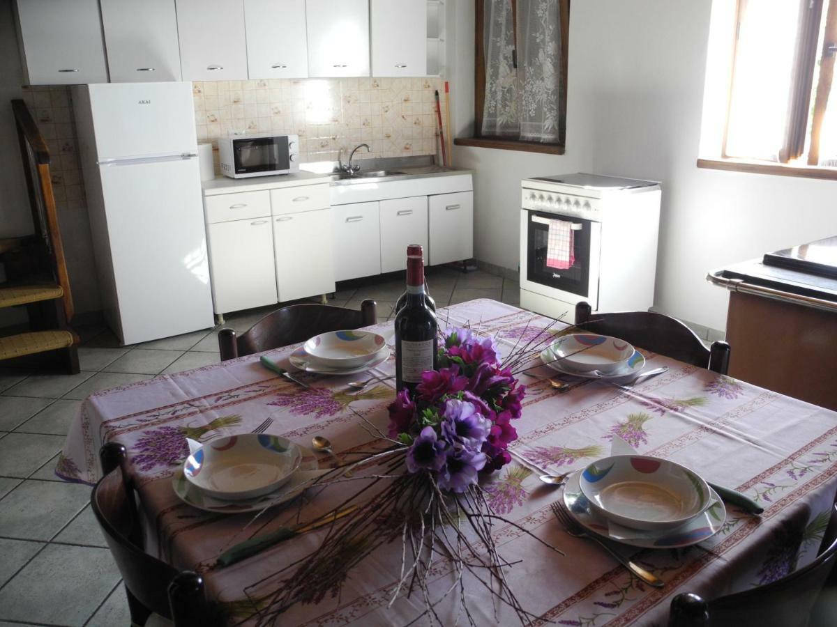 Agriturismo Piccolo Paradiso Pianello Del Lario Luaran gambar