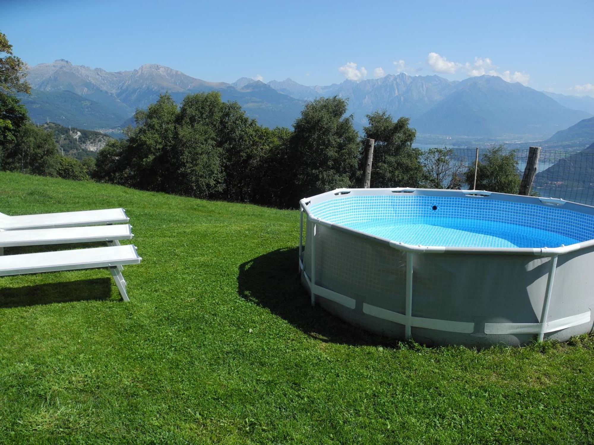 Agriturismo Piccolo Paradiso Pianello Del Lario Luaran gambar