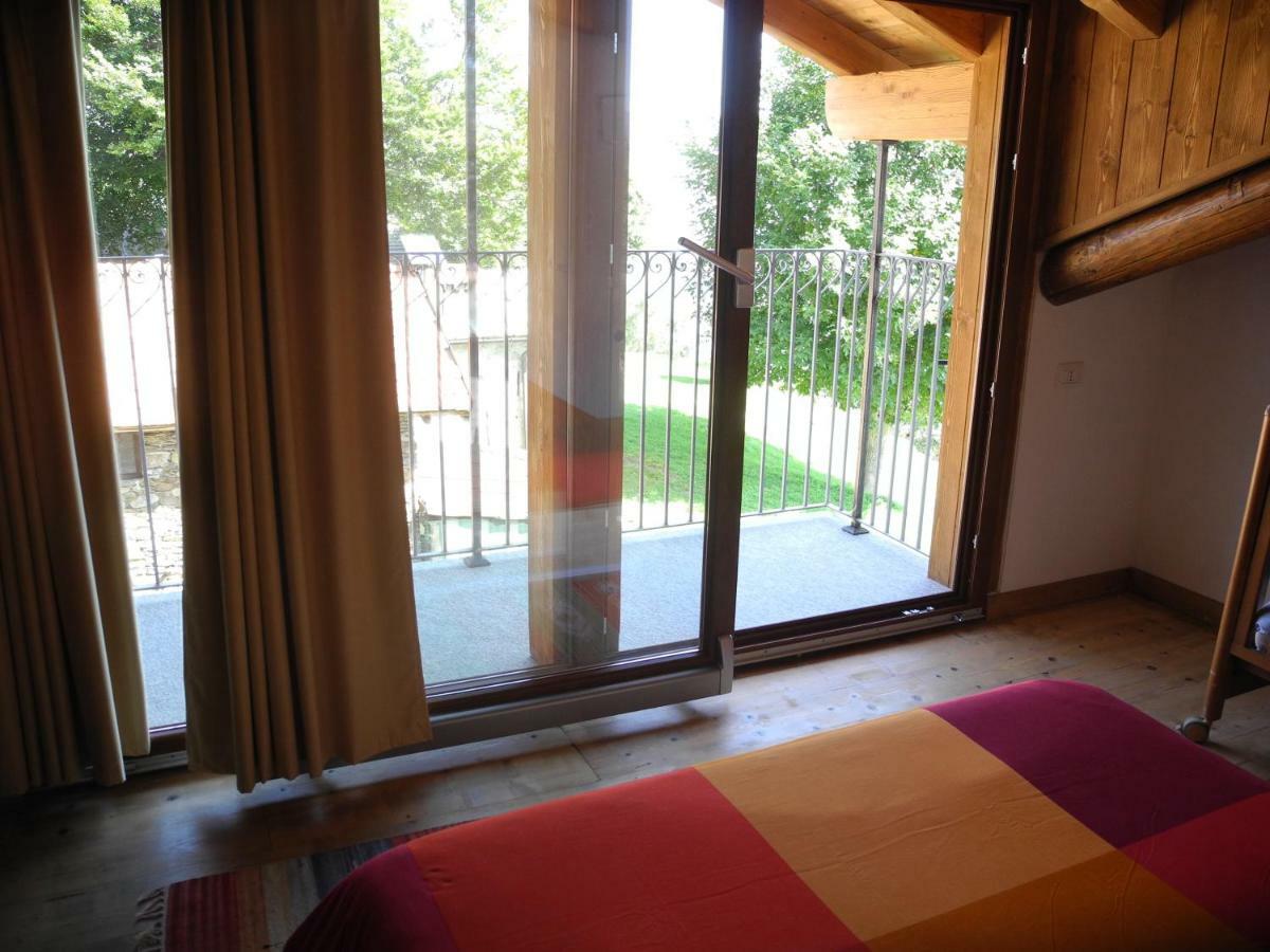 Agriturismo Piccolo Paradiso Pianello Del Lario Luaran gambar