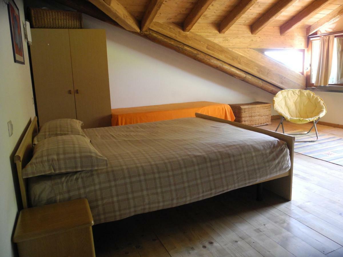 Agriturismo Piccolo Paradiso Pianello Del Lario Luaran gambar